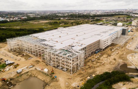 Aerial view of an industrial building under construction